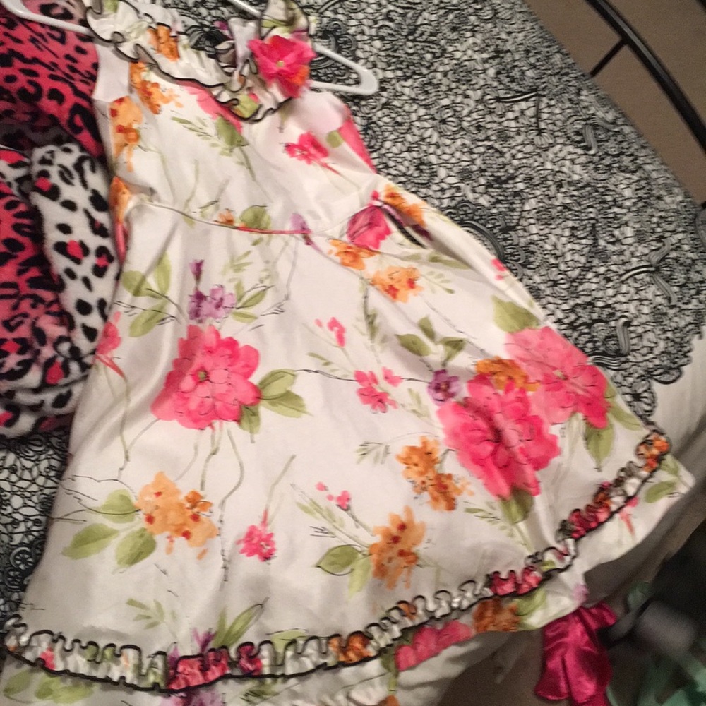 Pretty flower dress